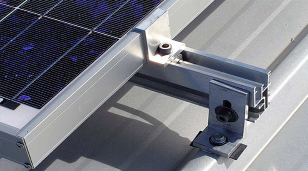 A Solrmount bracket holding a solar panel to the roof